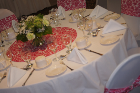 Red Damask Table Circle